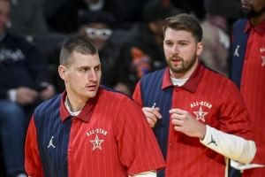 苏群：塞尔维亚&德国是欧锦赛夺冠热门 东契奇的成绩得看队友发挥