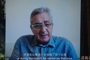伊万：我们讨论过是双后腰还是单后腰，在一些比赛中使用了双后腰图片