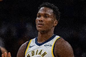 卡莱尔：马瑟林每周观察 托平右脚应力反应至少缺阵一个月