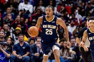 墨菲:我们是职业球员做好本职工作是应该的 球队必须回到正轨