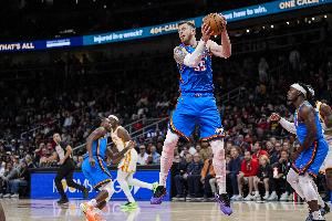 实用内线！哈尔滕施泰因6中4拿到10分7板3助4断图片