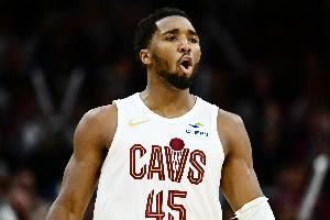 三分大队！骑士连续100场常规赛投进至少10记三分 历史首队